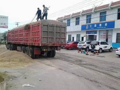 10月1日起高速入口設(shè)檢查站，超限車輛將無法通行高速公路及普通公路